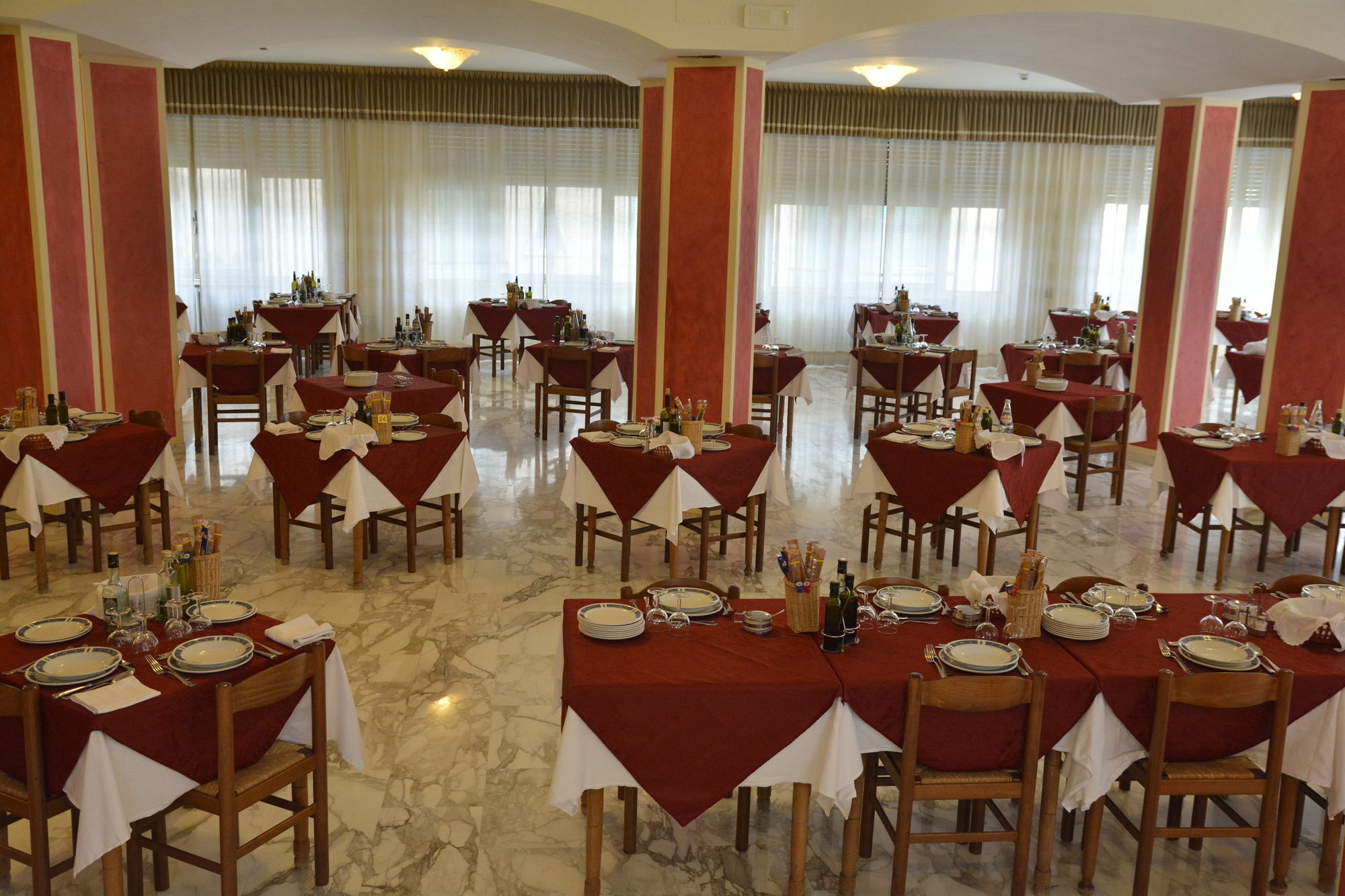 Hotel Reali Chianciano Terme Exteriör bild